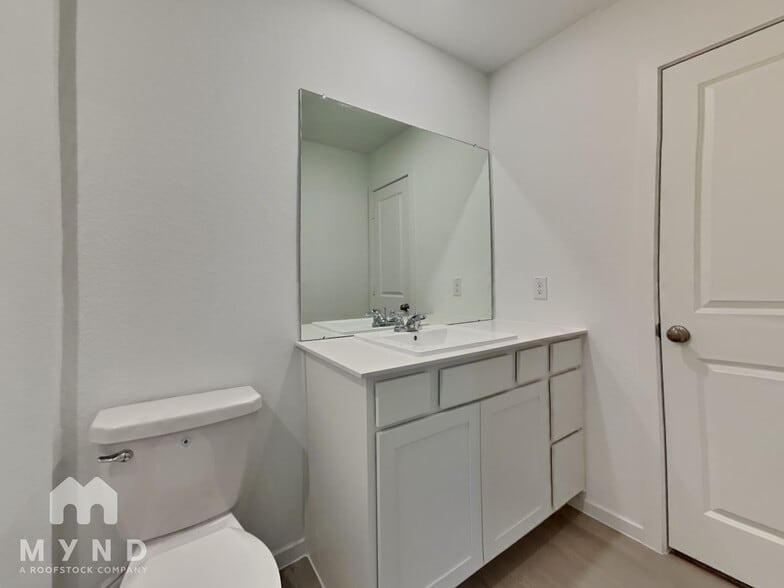 Building Photo - 14808 N Ascot Bnd Cir