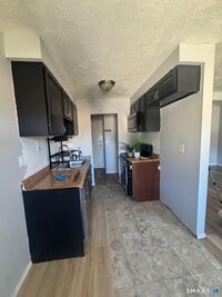 Building Photo - 250 N Bishop Ave
