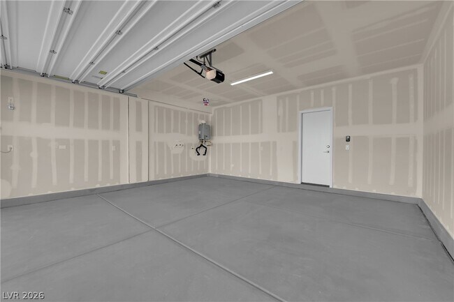 Building Photo - 10263 Estancia Hl St