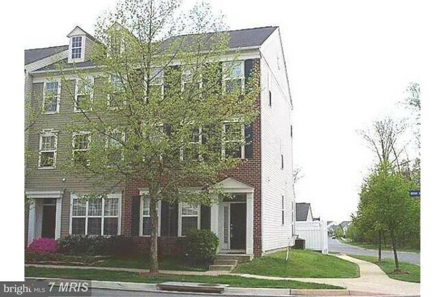 Building Photo - 43533 Mink Meadows St