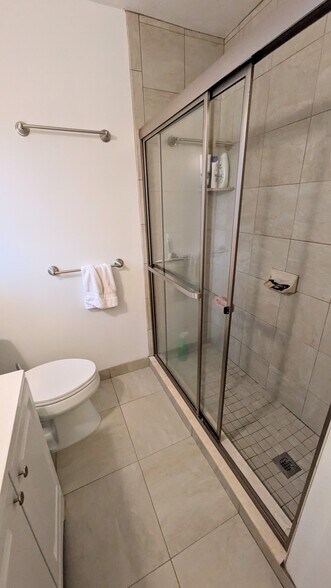 Building Photo - 5014 NW 29th St