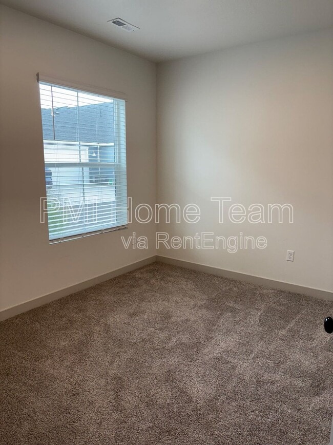 Building Photo - 3795 S 4250 W