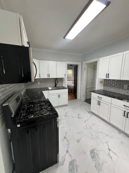 Building Photo - 602 Westcott St