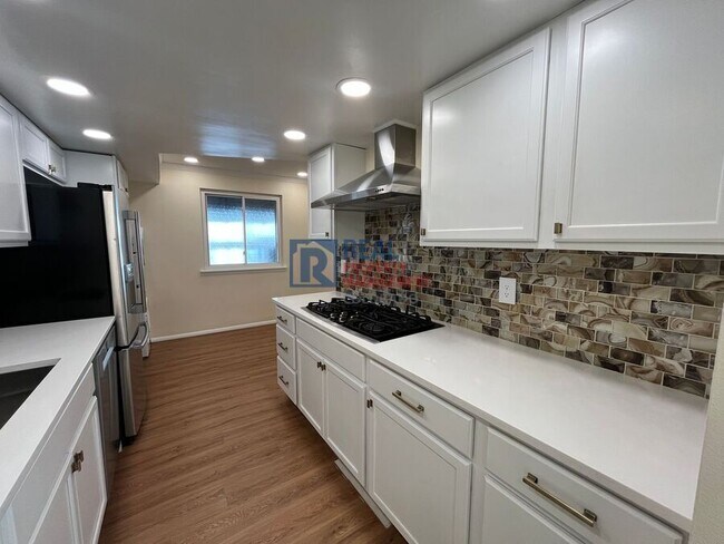 Building Photo - 12143 Bannock St