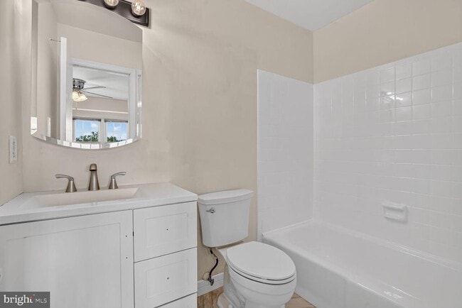 Building Photo - 9457 Jenerio Ct