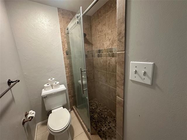 Building Photo - 3919 Cole Ave