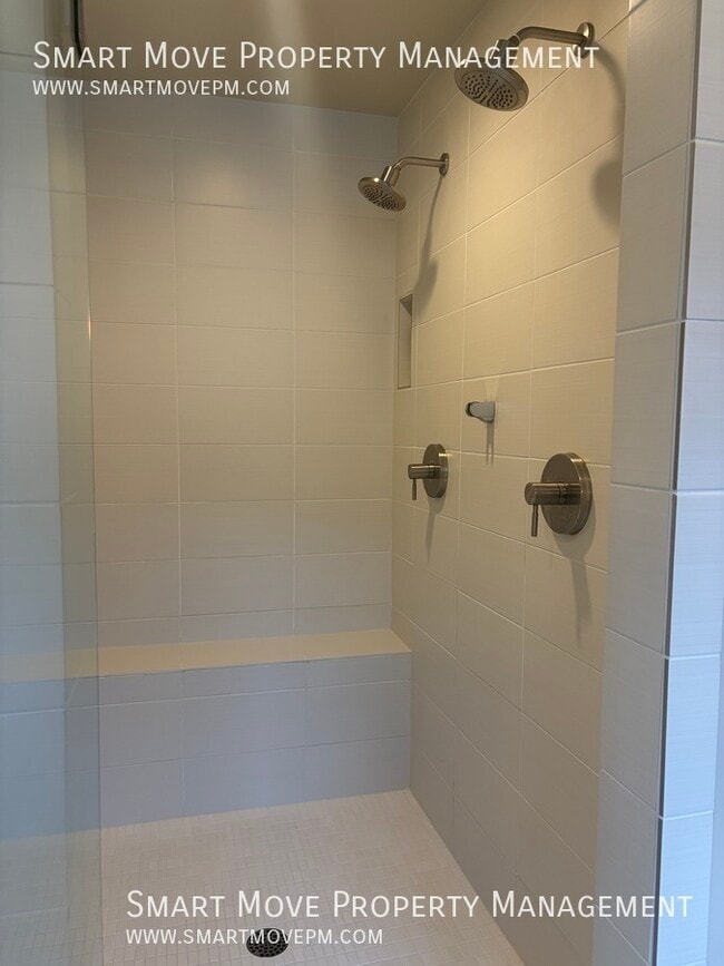 Building Photo - 2929 E Heartleaf Ln