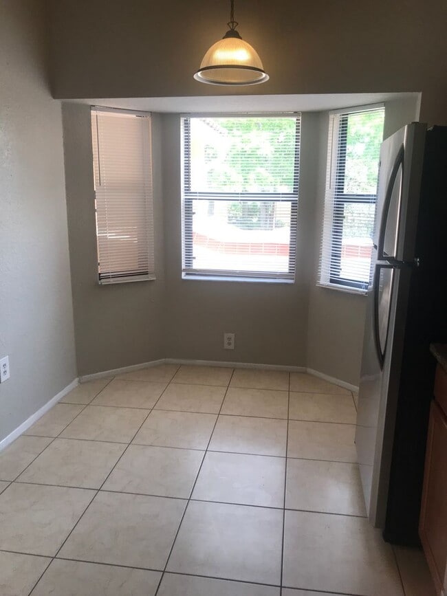 Building Photo - 7709SBD(50)