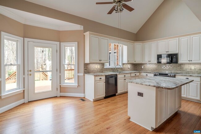 Building Photo - 3125 Beau Mont Farm Rd