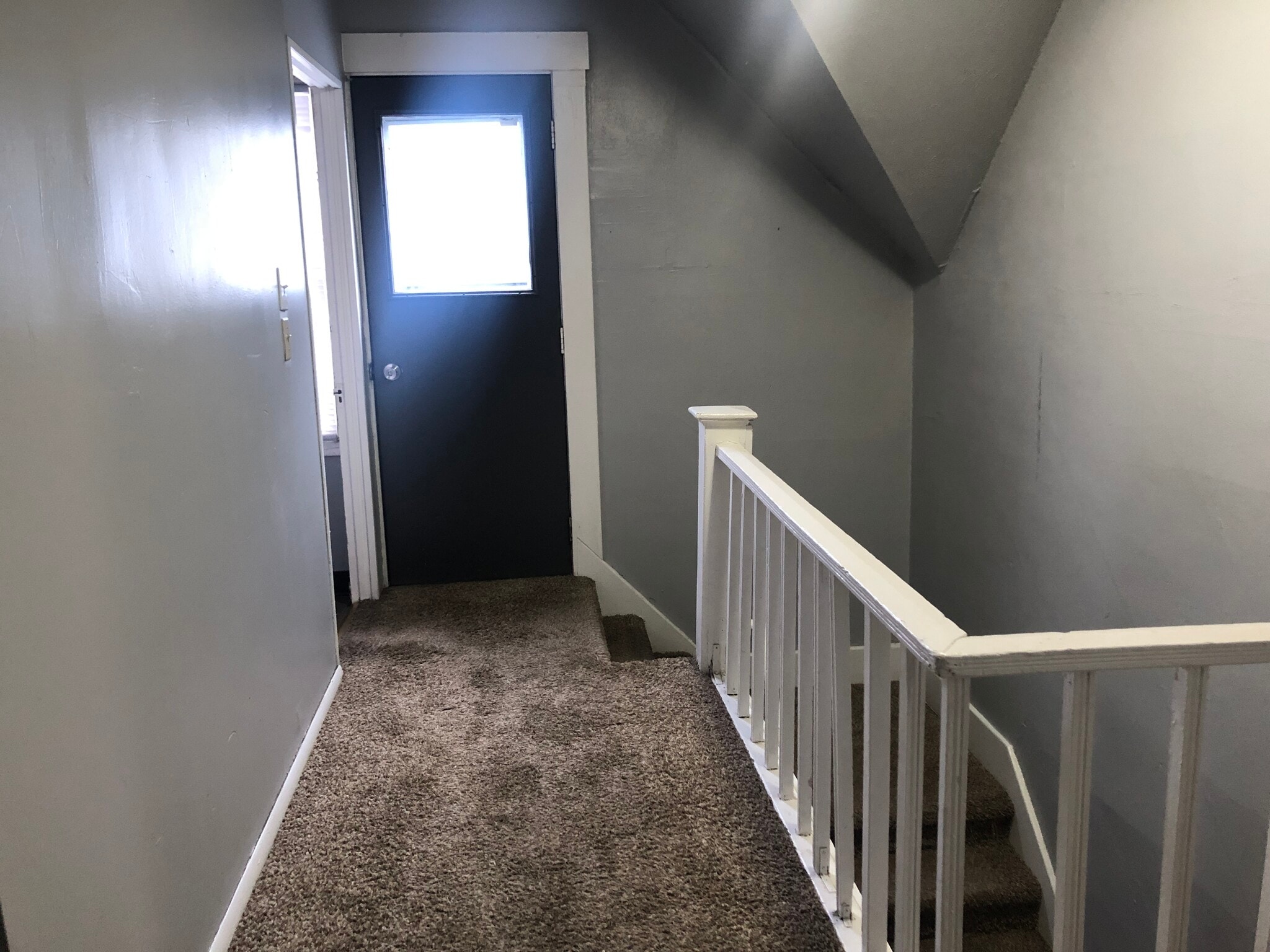 Building Photo - 425 NE Campus St