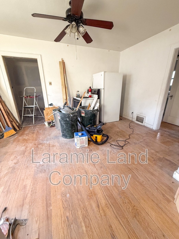 Building Photo - 658 N 10th St