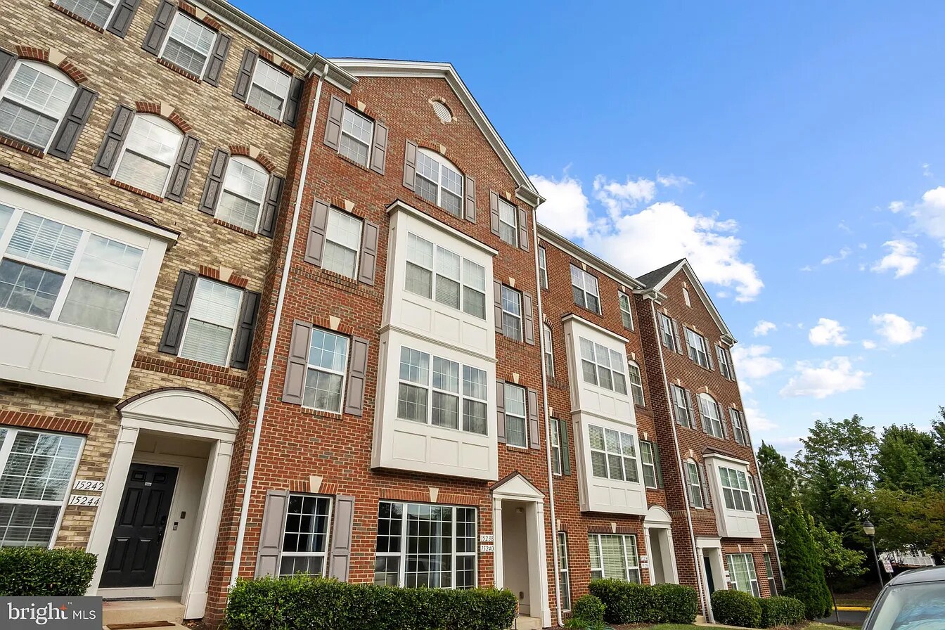 Building Photo - 15240 Torbay Way