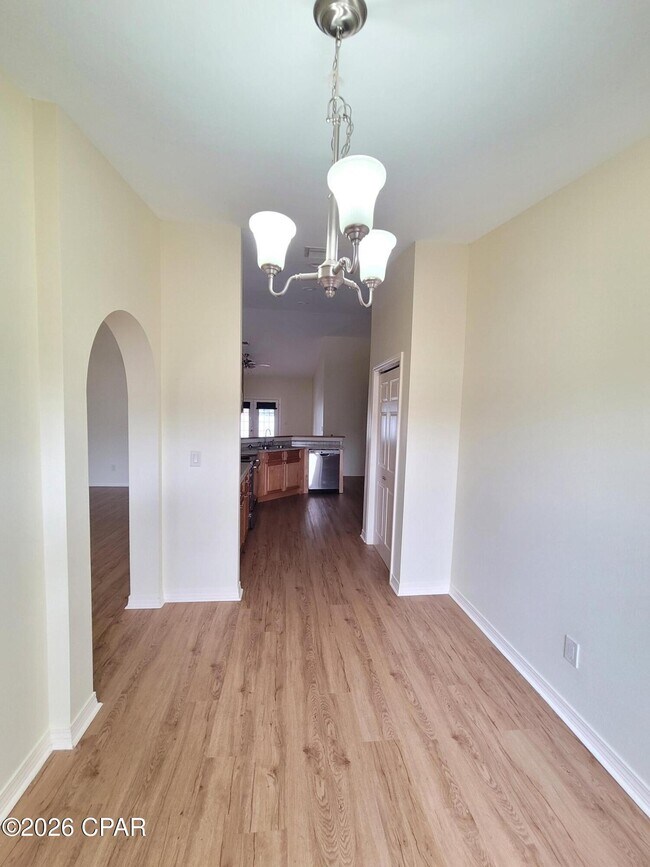 Building Photo - 3225 E Azalea Ave