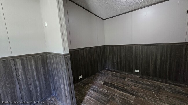 Building Photo - 20 Crawford Dr
