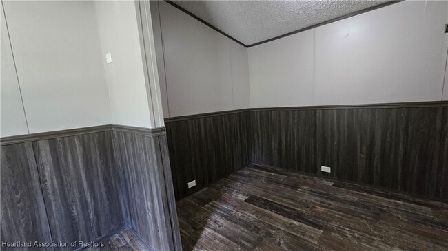 Building Photo - 44 Crawford Dr