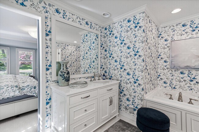 Building Photo - 3466 Bloomfield Club Dr