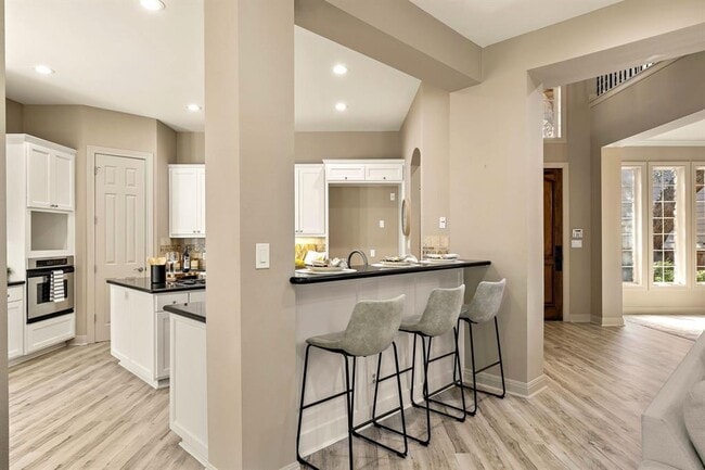 Building Photo - 3508 Red River St