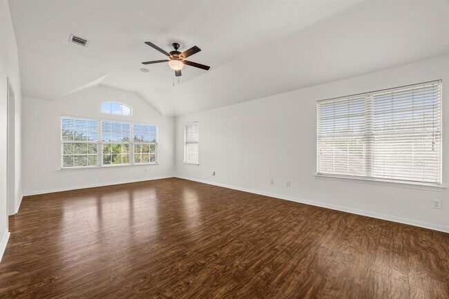 Building Photo - 11905 Lake Stone Dr