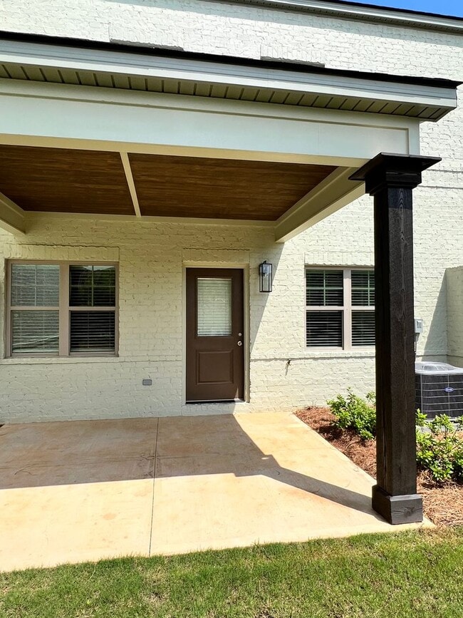 Building Photo - East Longleaf Townhome
