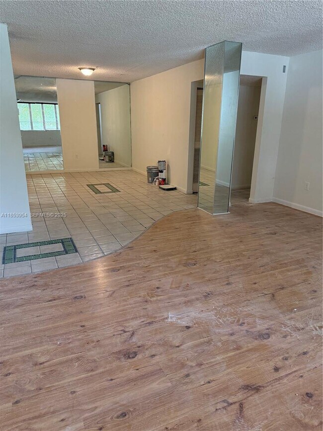 Building Photo - 6901 SW 147th Ave