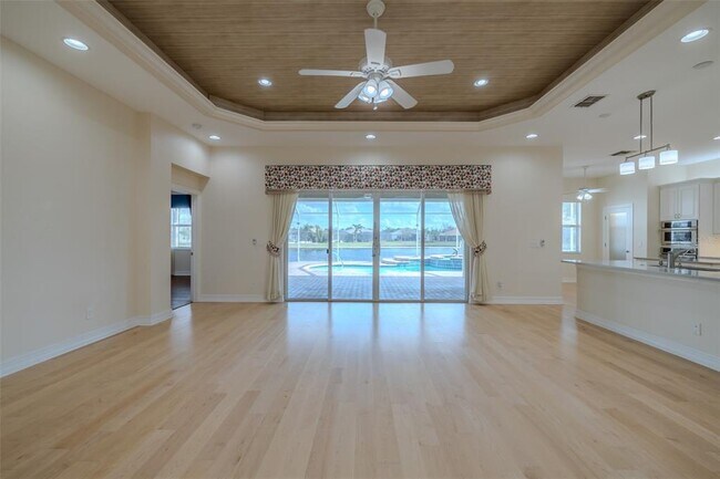 Building Photo - 16206 Diamond Bay Dr