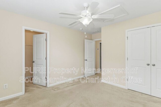 Building Photo - 481 Gianna Ln