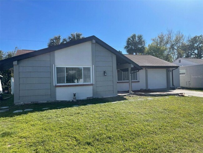 Building Photo - 3704 Haven Dr