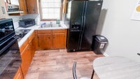 Building Photo - 276 Bromack Dr SE