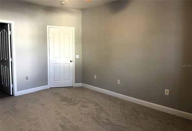 Building Photo - 1150 Lake Shadow Cir