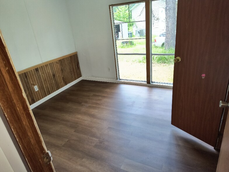 Building Photo - 1284 High Hills Ln