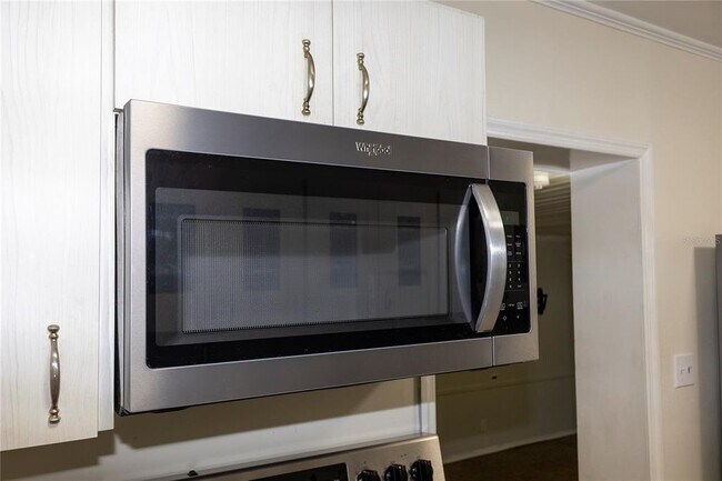 Building Photo - 16204 Tampa St