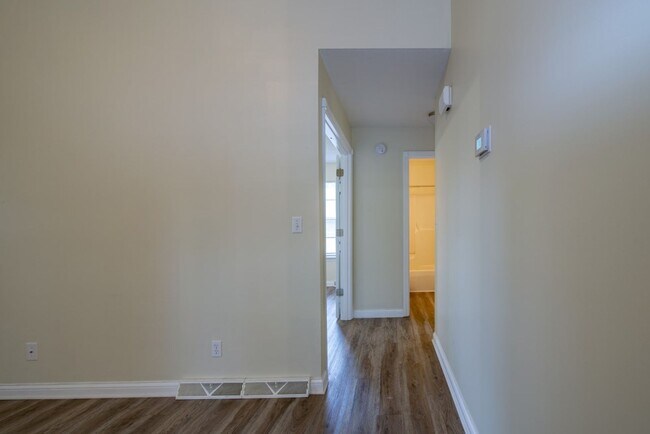 Building Photo - 426 Ridgecrest Rd