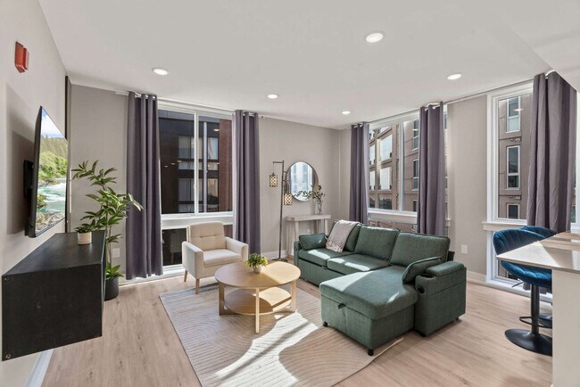 Building Photo - 916 N Delaware Ave