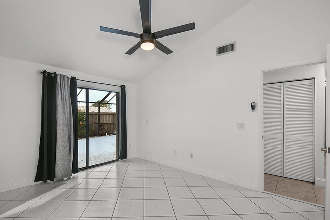 Building Photo - 5805 Golden Eagle Cir