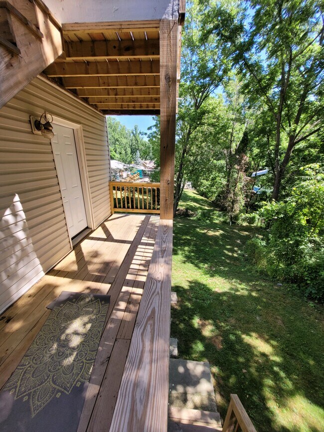 Building Photo - 63 Balm Grove Ave