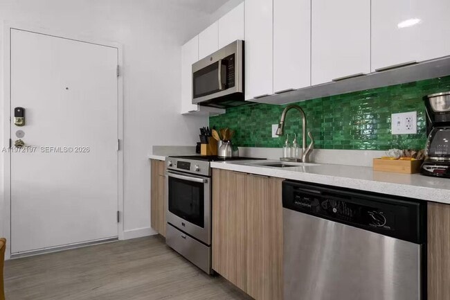 Building Photo - 136 NW 26th St