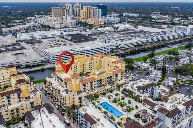 Building Photo - 8395 SW 73rd Ave