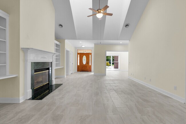 Building Photo - 1216 Barkentine Dr