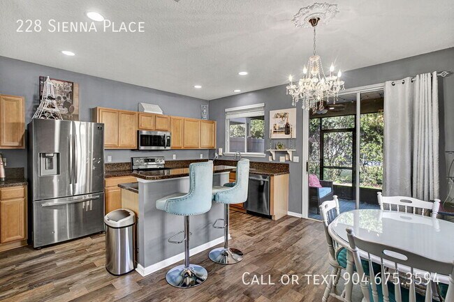 Building Photo - 228 Sienna Pl