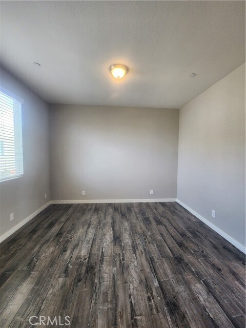 Building Photo - 152 N Orange Ave