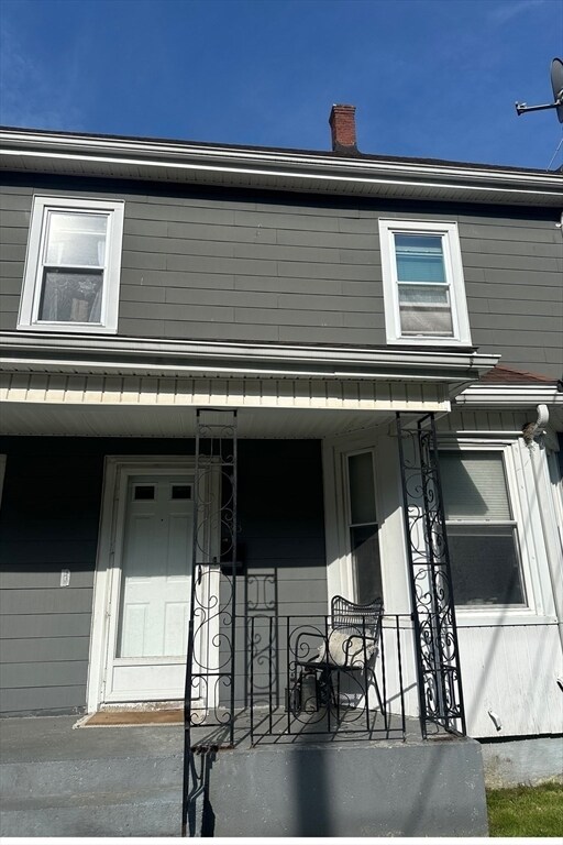 Building Photo - 33 Garfield Ave