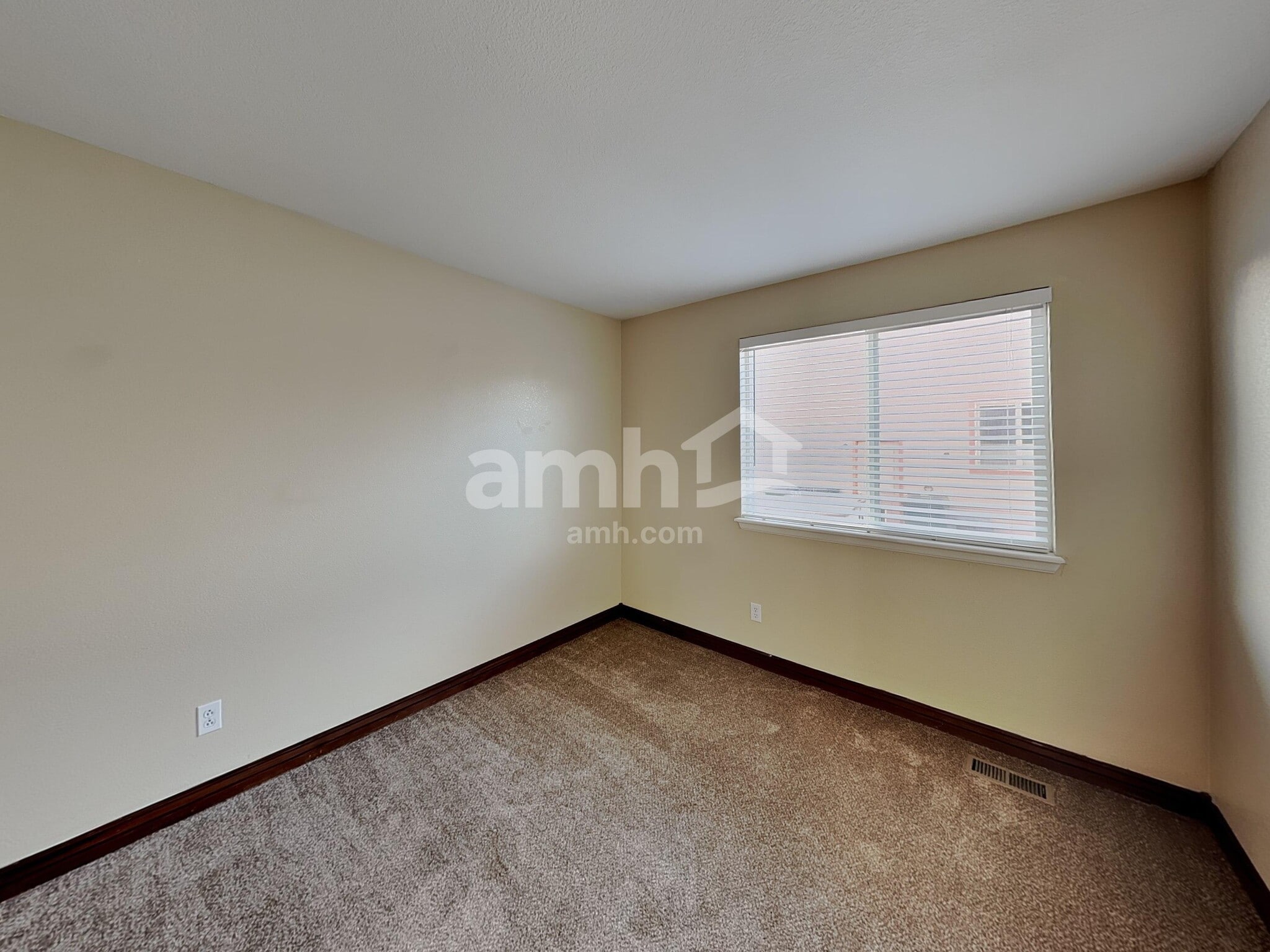 Building Photo - 6719 E 129th Pl