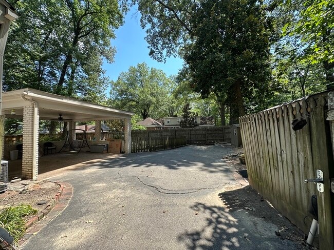 Building Photo - 5901 Brierdale Ave