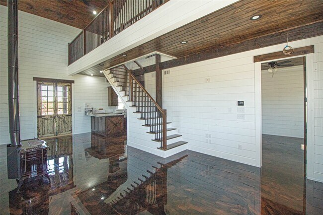 Building Photo - 1275 Castlewood Rd