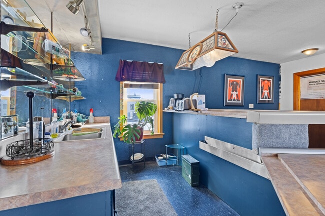 Building Photo - 15 3rd St