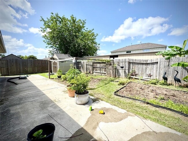 Building Photo - 10723 Ocelot Ln
