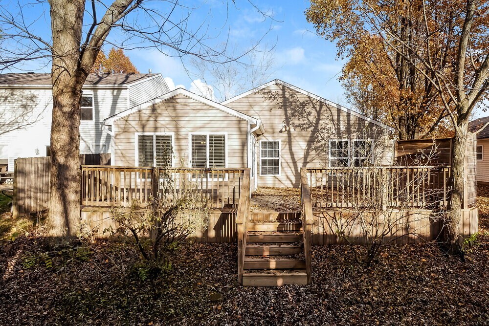 Building Photo - 1740 Feather Reed Ln