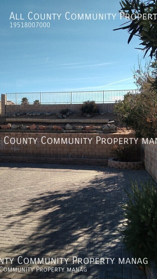 Building Photo - 8613 Bolero Dr