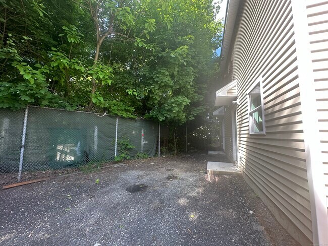 Building Photo - 86 West St