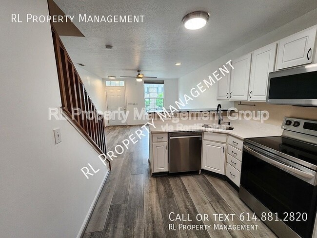 Building Photo - 216 Oxford Oak Dr